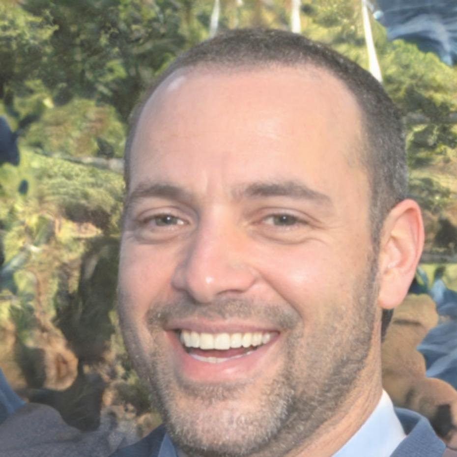 Portrait de Marc Dubois, formateur expert en analyse financière